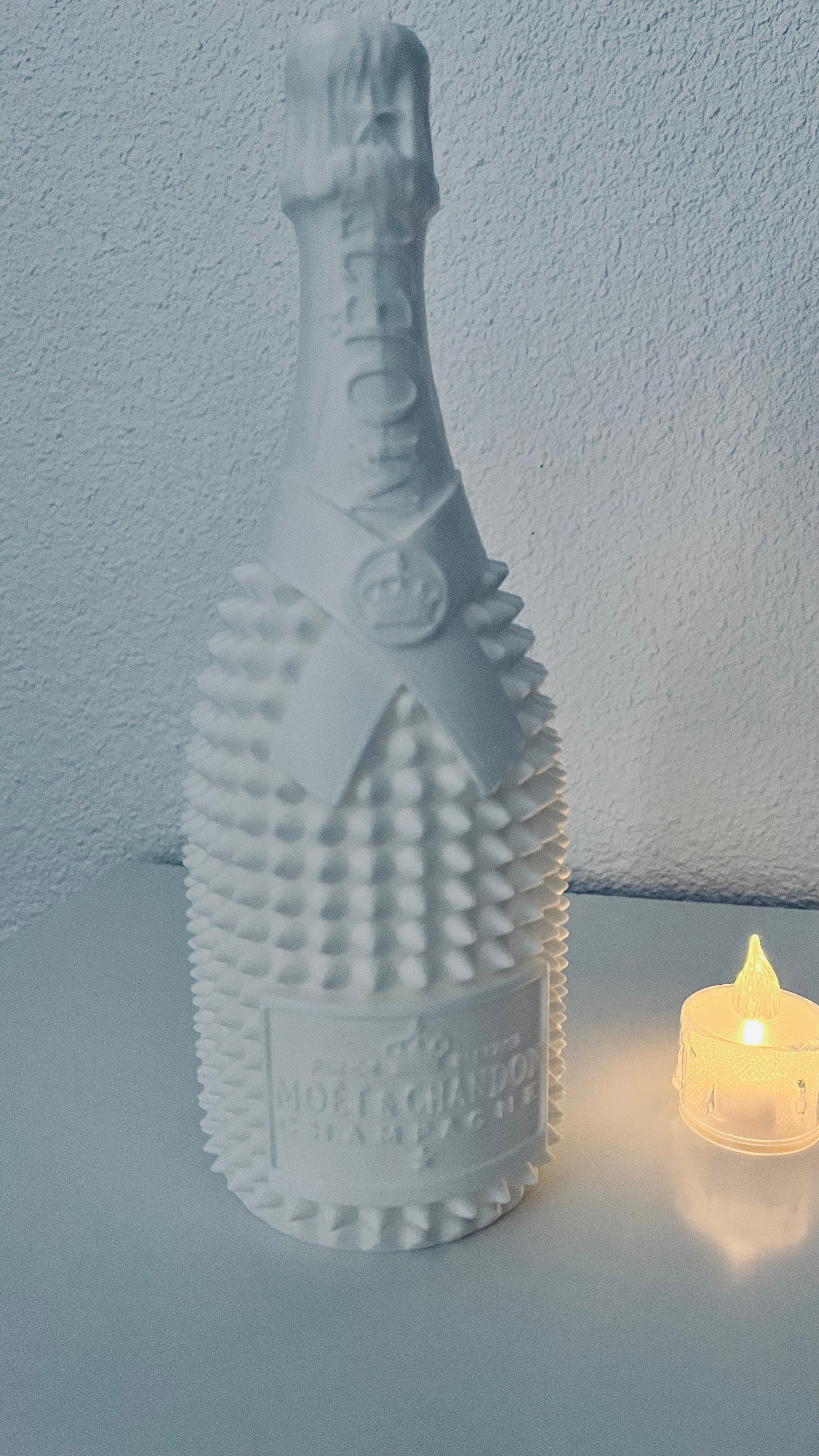 Éclat de Champagne Lumineux – Bouteille LED Décorative – Impression 3D