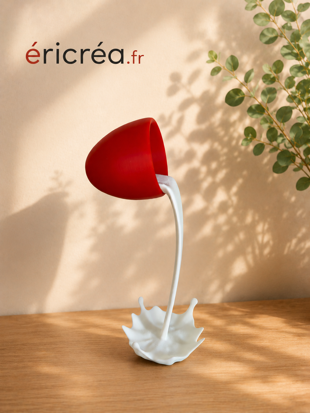 La tasse suspendue – Objet déco original et surprenant