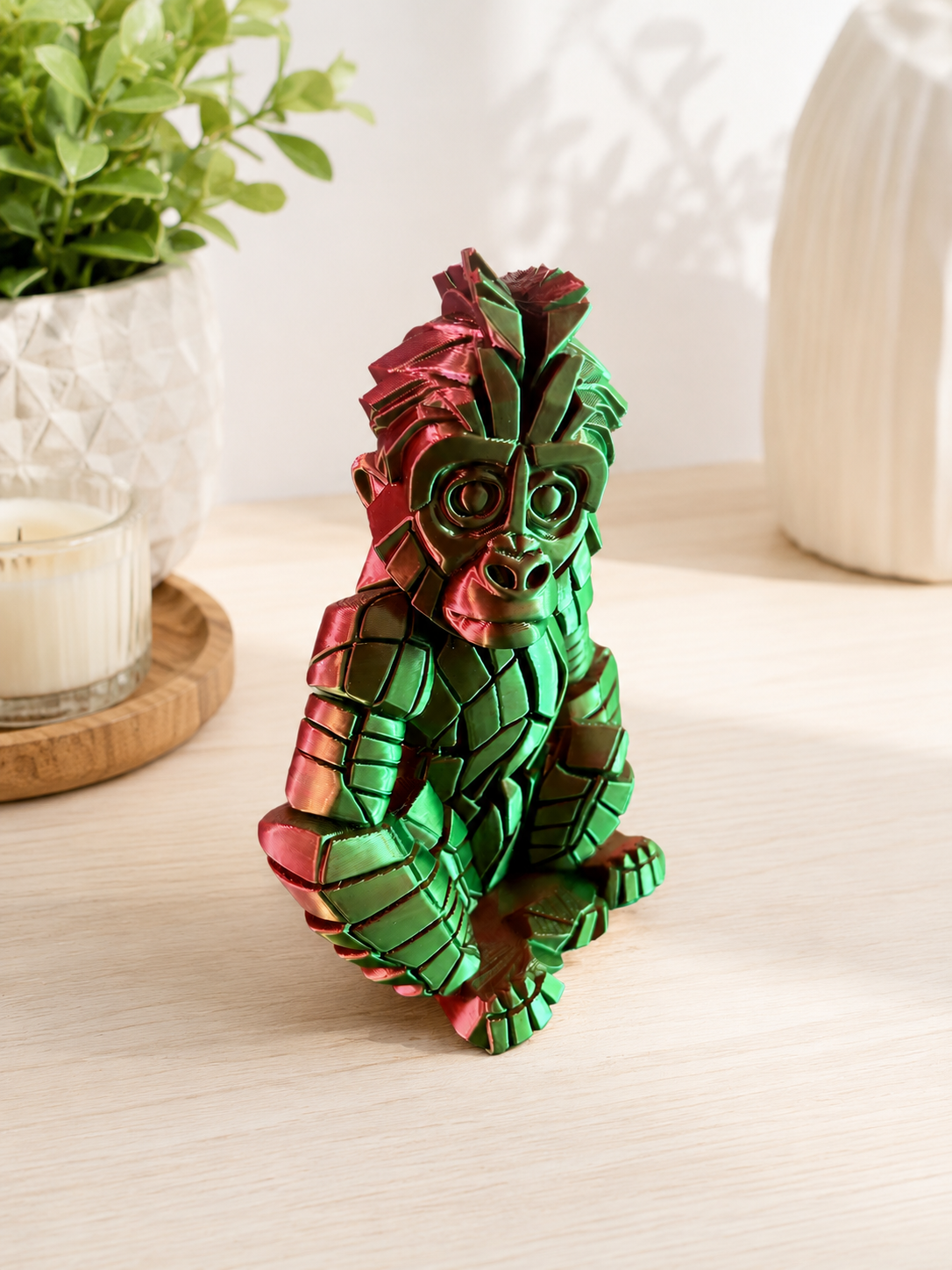 Sculpture Gorille Géométrique 3D – Décoration design effet métallisé