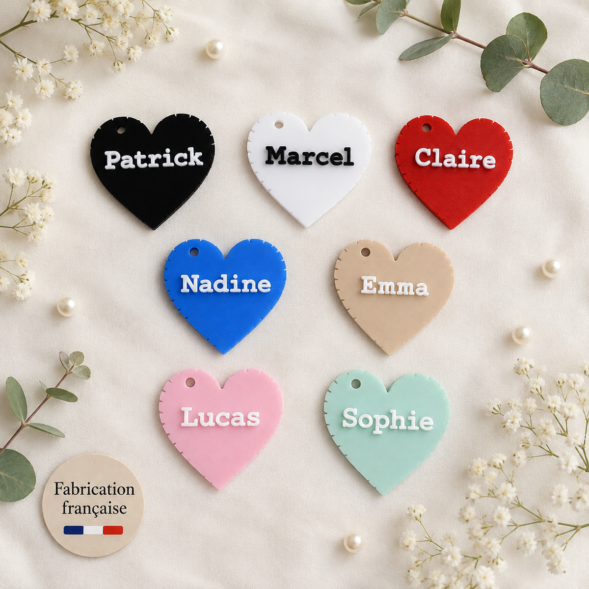 Marque-places cœur personnalisés en plusieurs couleurs et prénoms – fabrication française