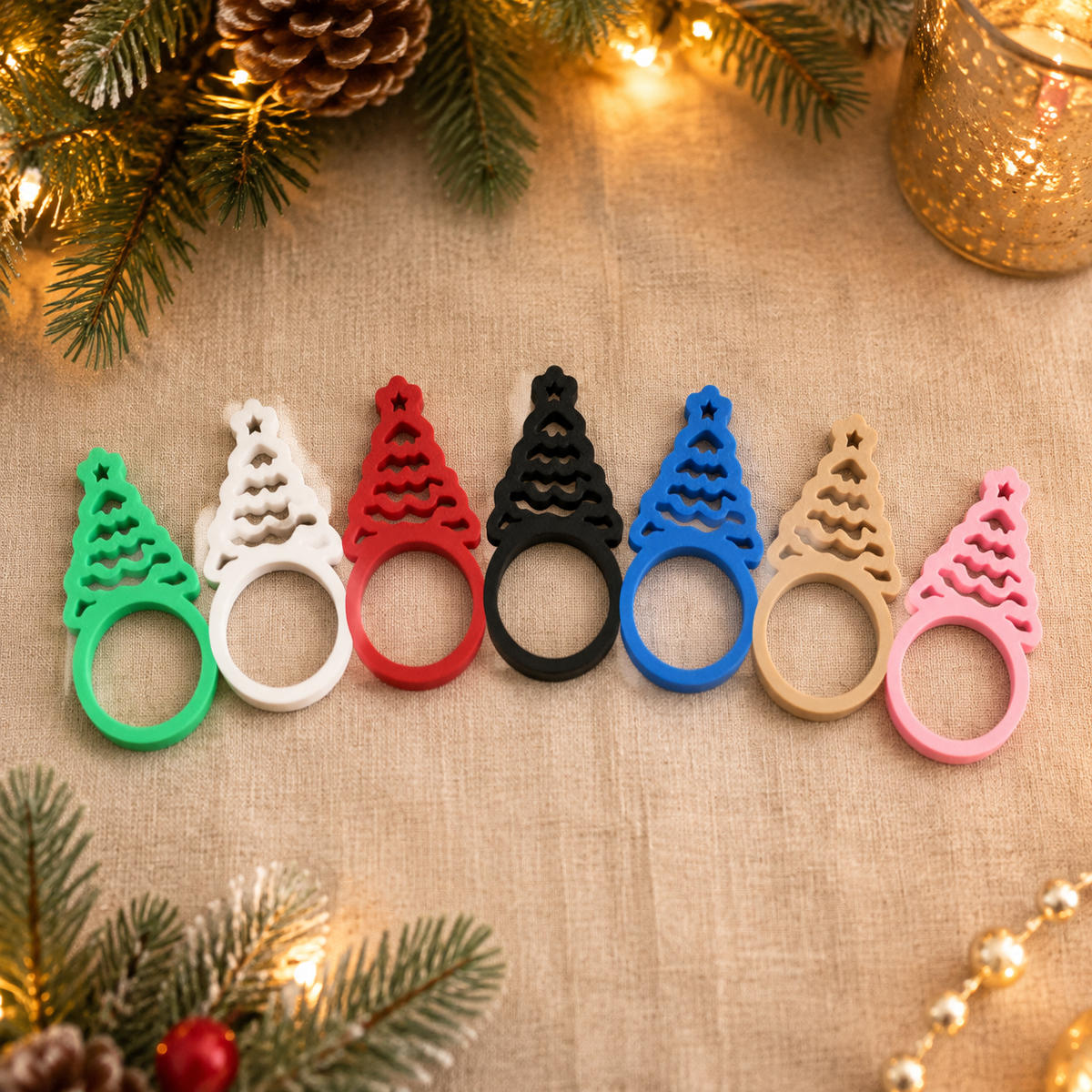 Ronds de serviette Sapin de Noël en vert, blanc, rouge, noir, bleu, beige et rose